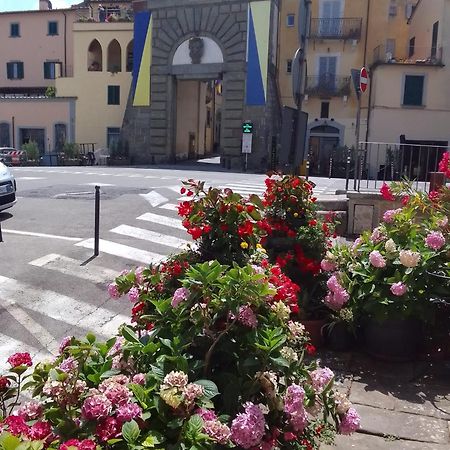 Dalla Carla In Toscana Monte San Savino Exterior photo